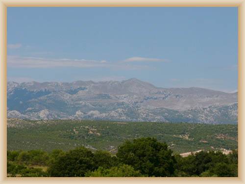 Velebit od Novigradsko more