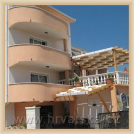 Apartm�ny MARINOVI DVORI