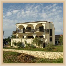 Apartm�n PETRU�I�