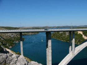 Most přes Krku