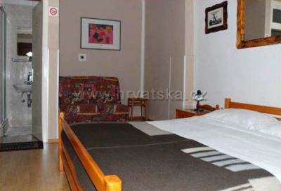 Apartmány & pokoje Raspor