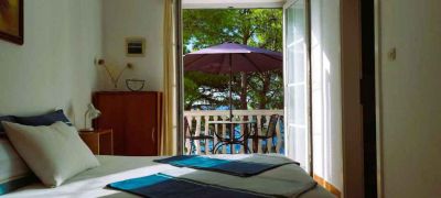 Vila IRMING v borovém lese u moře