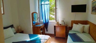 Vila IRMING v borovém lese u moře