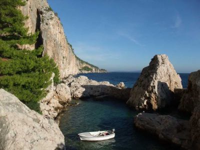 Vila IRMING v borovém lese u moře