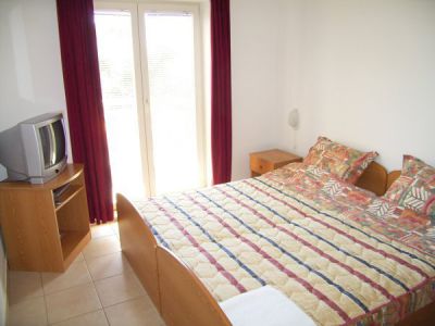 Apartmány Mandre Karas
