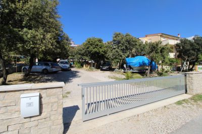 Apartmány Mandre Karas