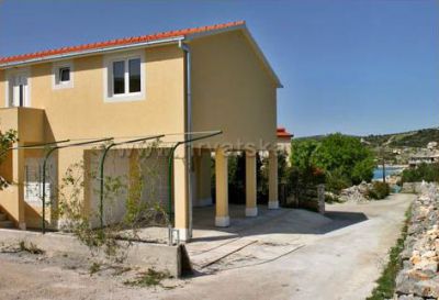 Vila Karlo