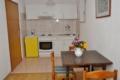 Apartmány a konoba Mama
