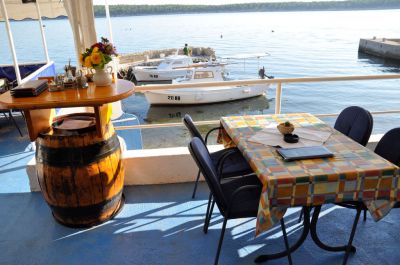 Apartmány a konoba Mama