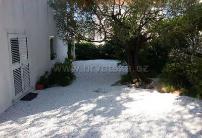 OLIVE GARDEN Apartmány