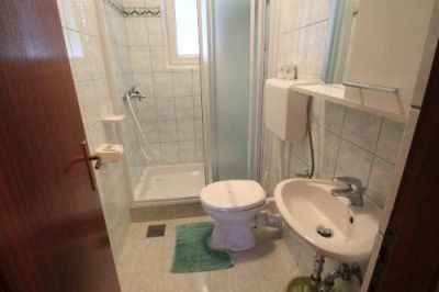 Dům PERKIC / Apartmány TINA & MARJETKA