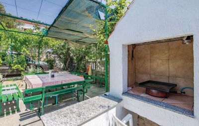 Dům PERKIC / Apartmány TINA & MARJETKA