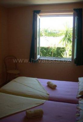 Apartmány Lora a Dijana