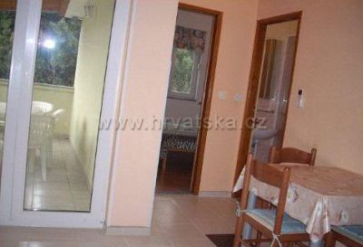 Apartmány Lora a Dijana