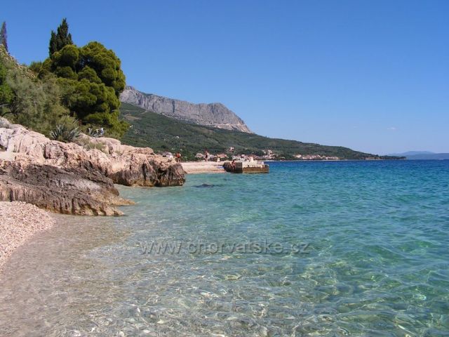 plaž na konci tučep