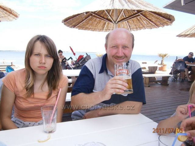 posezení na molu ve Viru