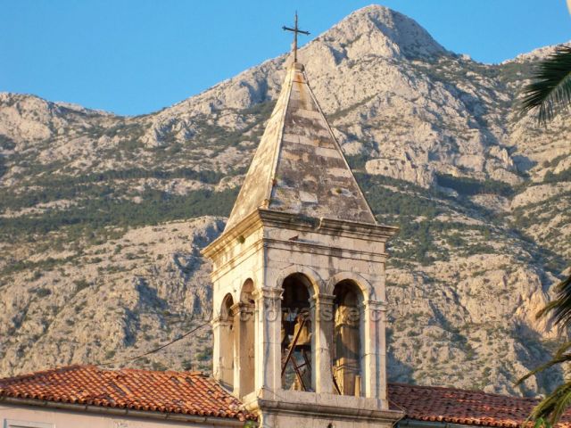 Makarská-Kostelík a pohoří Biokovo