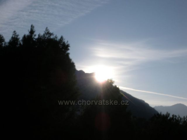 Východ slunce nad Brelou