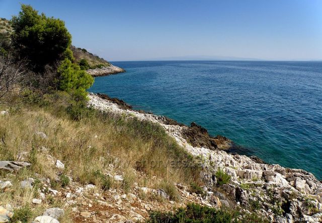 ostrov Čiovo - jižní část (za obcí Okrug Gornji)