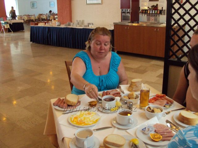 Snídaně v hotelu Labineca