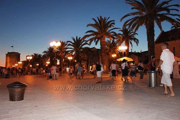 Večerní Trogir