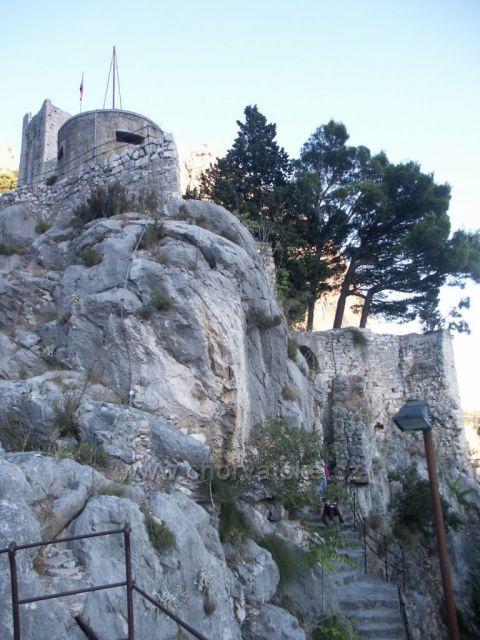 OMIŠ - Ešte si zalezieme