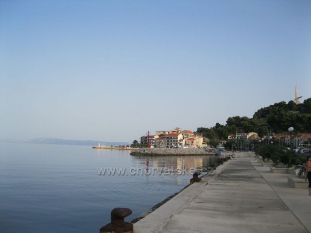 Nábřeží-Podgora.