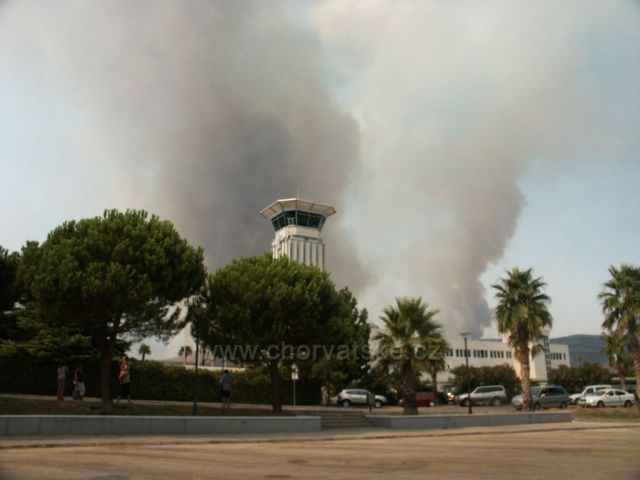 Požiar pri letisku Split