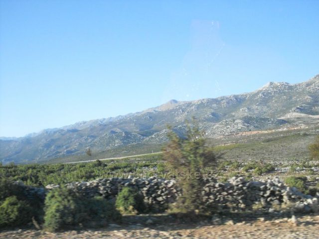 hory z pohledu z auta