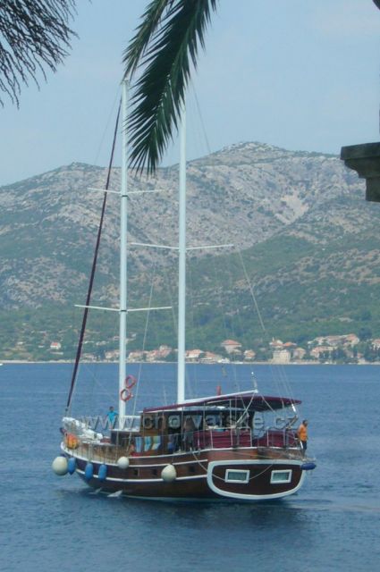 výhled z přístavu Korčula