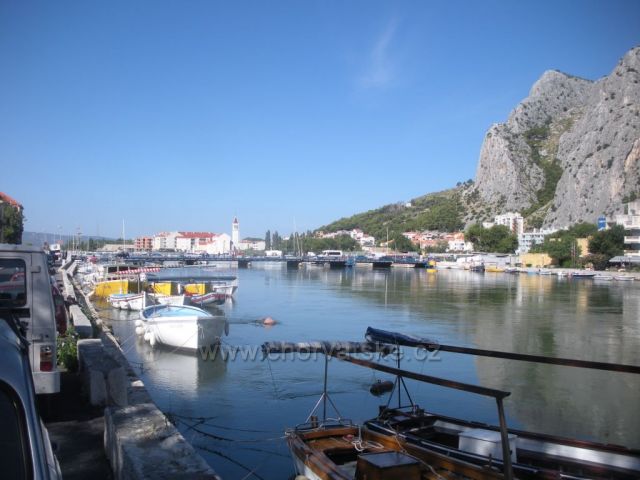 Omis reka