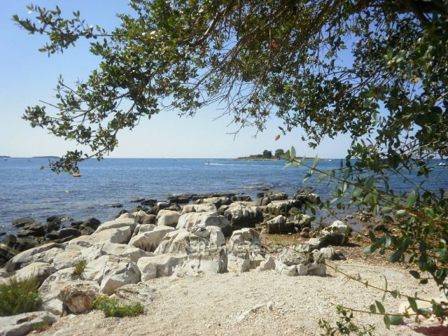 Ostrůvek u Polari - dá se doplavat