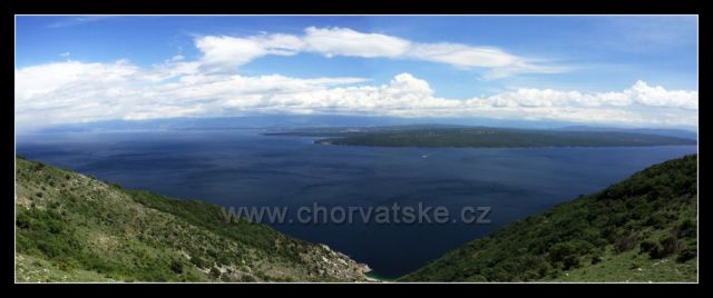 panorama z hřebene Cresu