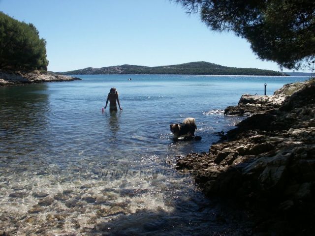 MEDEA u Trogira
Ranná kúpeľ