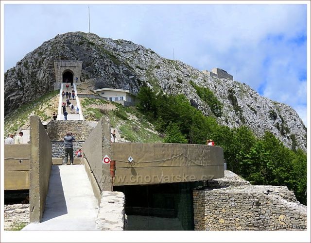 Pohoří Lovčen - k mauzoleu Petara Njegoše