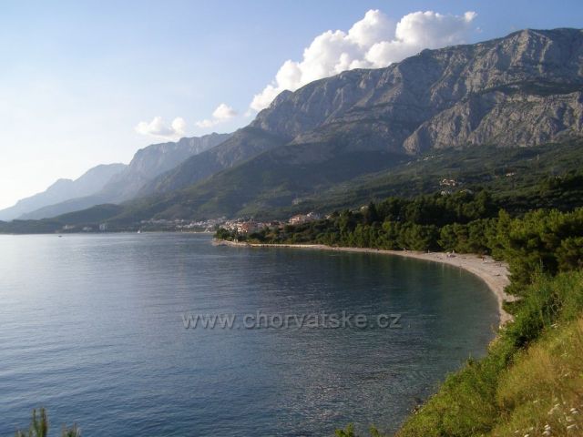Naše pláž v Tučepi.Pohled od Podgory.