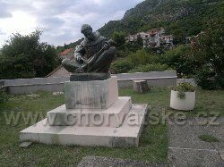 SVATÝ MIKULÁŠ U KOSTELA V BRISTU