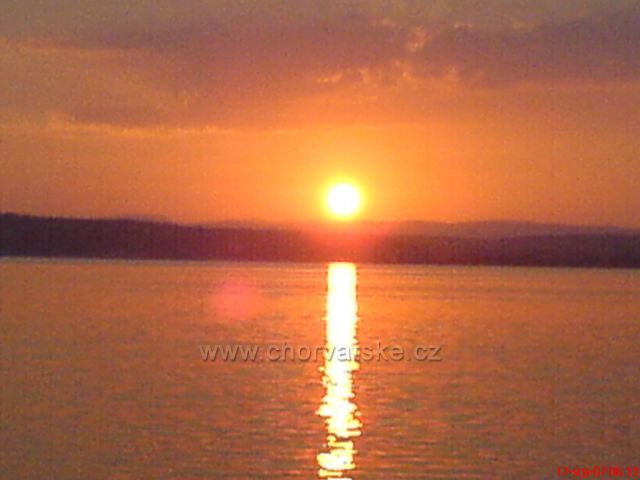 Sluníčko  vstává