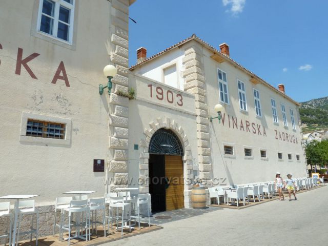 První dalmatská vinařská zádruha