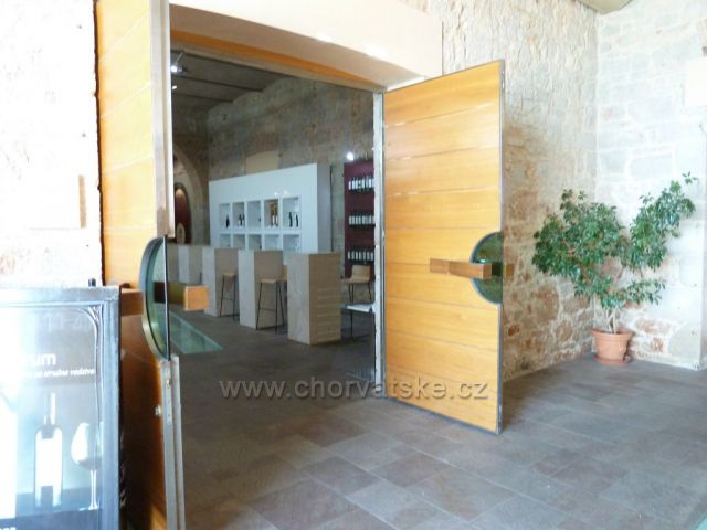 První dalmatská vinařská zádruha