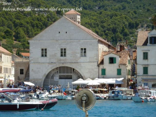 Hvar, budova Arzenalu ze 16.století, bývalý muniční sklad a opravna válečných lodí