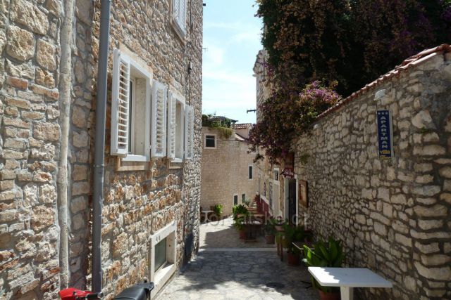 Supetar ostrov Brač