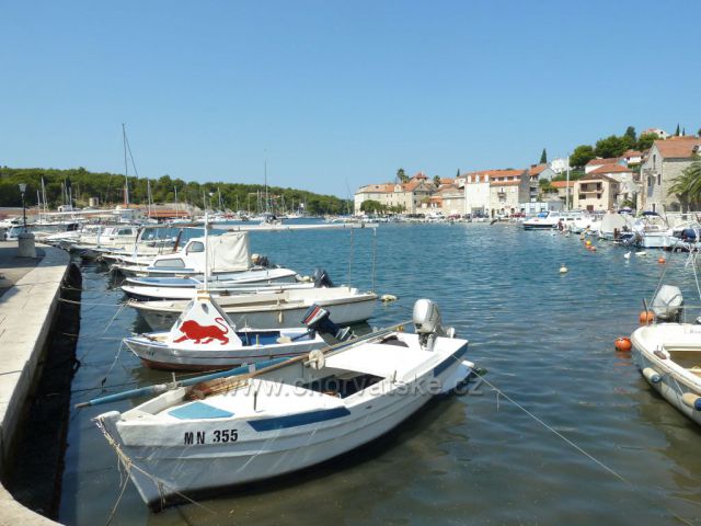 Milna na ostrově Brač