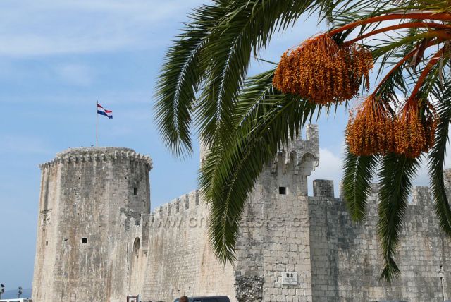 Trogir
pevnost Kamerlengo ze 12.století