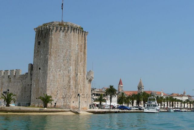 Trogir
pevnost Kamerlengo ze 12.století