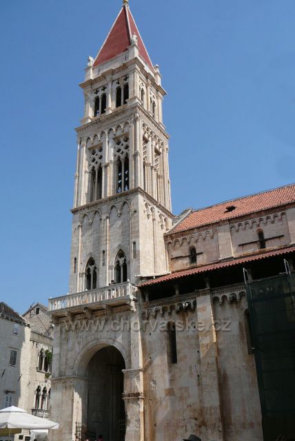 Trogir
katedrála Sv.Vavřince ze
13.století