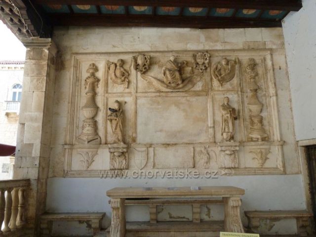 Gradska loža (soudní dvůr)