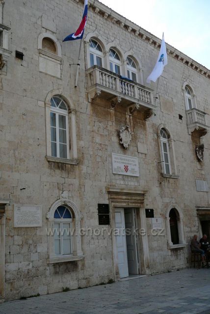 Trogir
Viječnica (radnice)