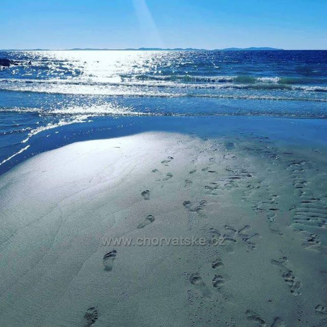 Pláž na ostrově Vir.