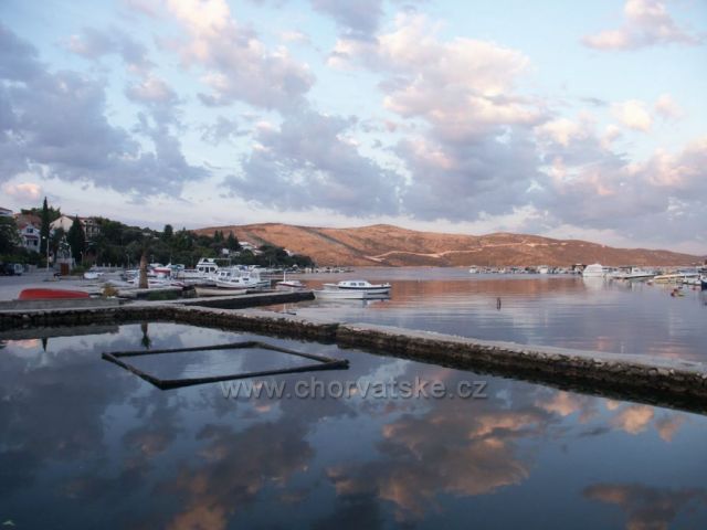 Seet Vranjica
ráno v prístave